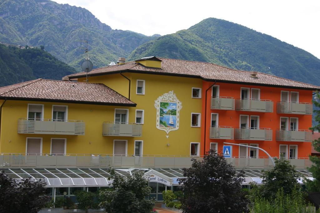 Hotel Castel Lodron Storo Ngoại thất bức ảnh
