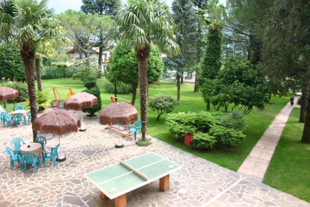 Hotel Castel Lodron Storo Ngoại thất bức ảnh